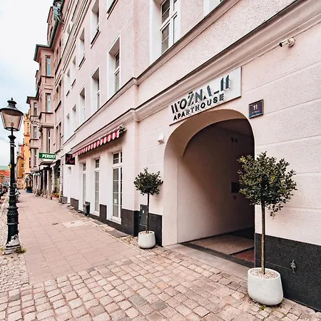 Aparthouse Wozna 11 Old Town Hotel