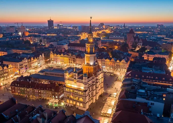 Aparthouse Wozna 11 Old Town Hotel